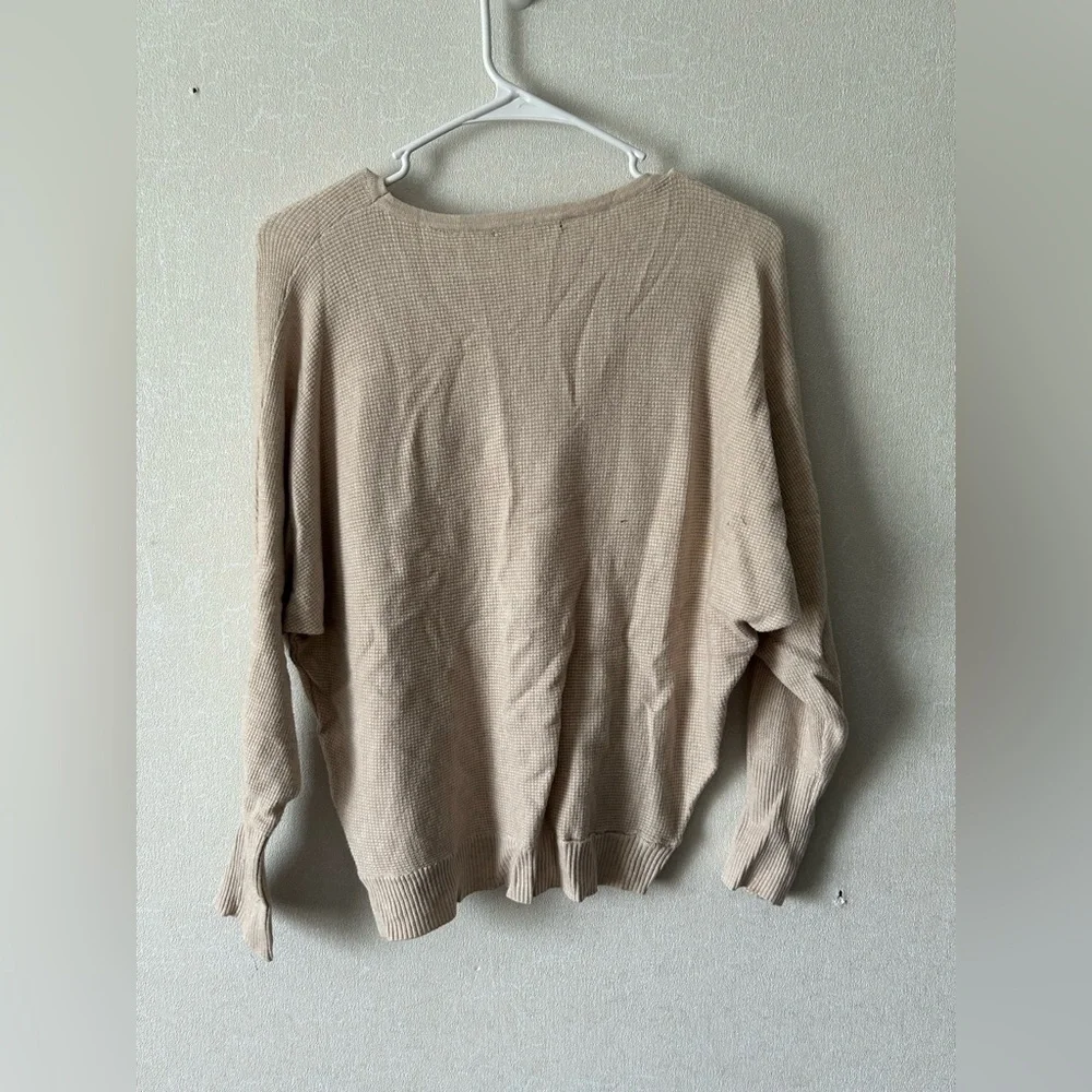 T Tahari | Light Beige Women's Sweater | Size Medium